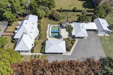 4945 16th Street Vero Beach FL 32966