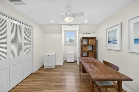 4945 16th Street Vero Beach FL 32966