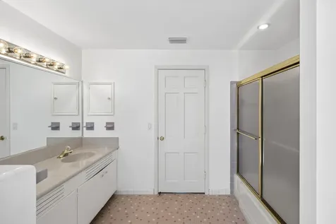 4945 16th Street Vero Beach FL 32966