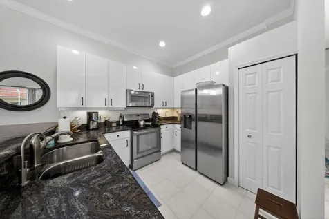 640 Sw Andros Circle Port Saint Lucie FL 34986