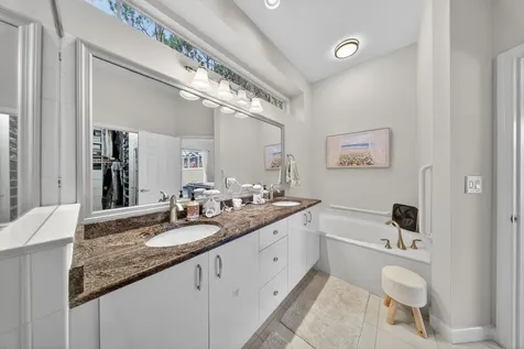640 Sw Andros Circle Port Saint Lucie FL 34986