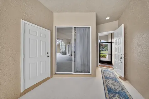 640 Sw Andros Circle Port Saint Lucie FL 34986