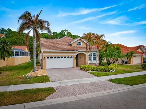 640 Sw Andros Circle Port Saint Lucie FL 34986