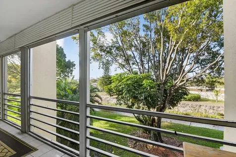 3524 Via Poinciana Lake Worth FL 33467