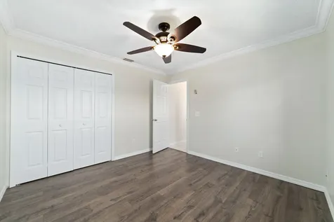 2355 Sw Salmon Road Port Saint Lucie FL 34953
