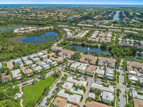 200 W Bay Cedar Circle Jupiter FL 33458