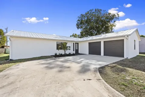 1971 Sw Morelia Lane Port Saint Lucie FL 34953