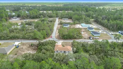 50 Malauka Pass Ocklawaha FL 32179