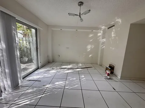 801 W Oakland Park Boulevard Oakland Park FL 33311