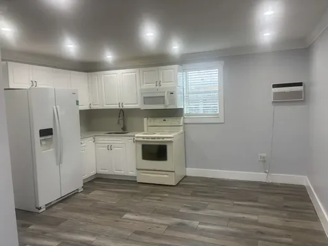 870-G SW 9th Street Pompano Beach FL 33060