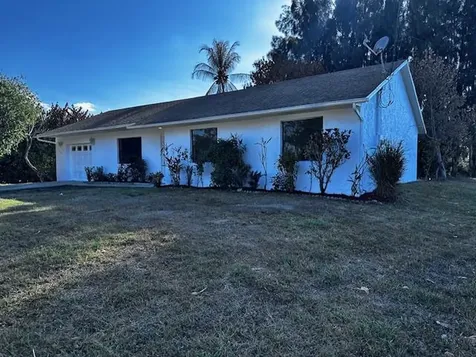 3245 Se Pinto Street Port Saint Lucie FL 34984