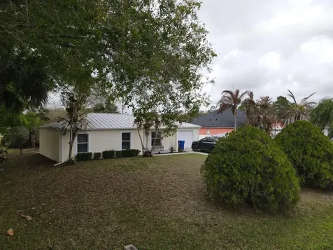8015 104th Avenue Vero Beach FL 32967