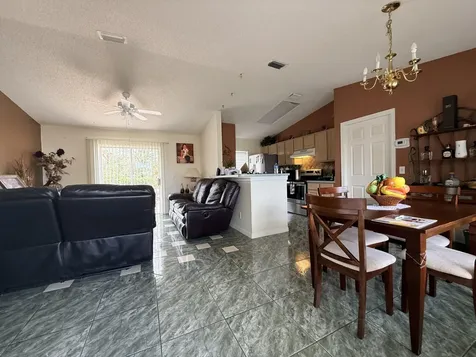 8015 104th Avenue Vero Beach FL 32967