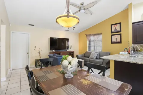 11257 Nw 45th Street Coral Springs FL 33065