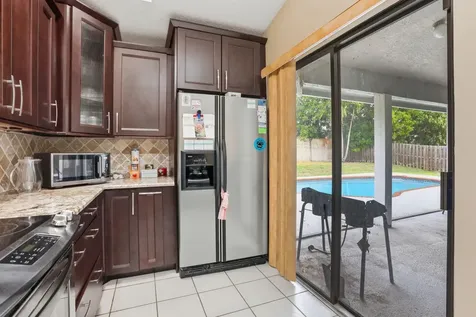 11257 Nw 45th Street Coral Springs FL 33065