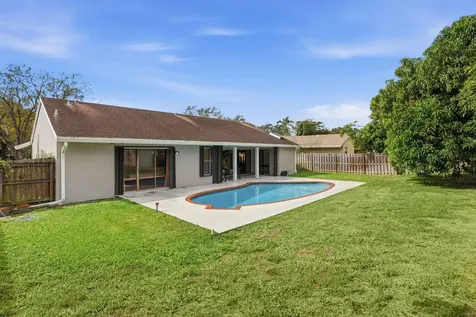 11257 Nw 45th Street Coral Springs FL 33065