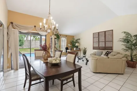 11257 Nw 45th Street Coral Springs FL 33065