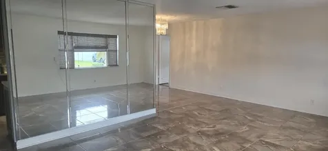 1605 SW 14th Avenue Boynton Beach FL 33426
