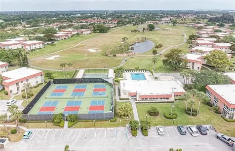 74 Royal Oak Court Vero Beach FL 32962