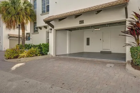 632 Renaissance Way Delray Beach FL 33483