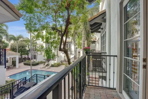 632 Renaissance Way Delray Beach FL 33483