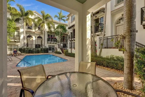 632 Renaissance Way Delray Beach FL 33483
