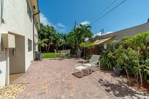 308 Southwind Court North Palm Beach FL 33408