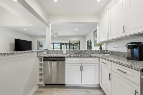 1102 Se Mitchell Avenue Port Saint Lucie FL 34952