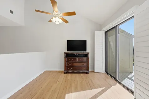1102 Se Mitchell Avenue Port Saint Lucie FL 34952