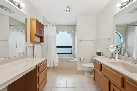 1102 Se Mitchell Avenue Port Saint Lucie FL 34952