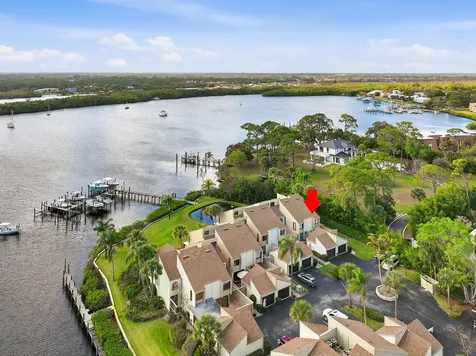 1102 Se Mitchell Avenue Port Saint Lucie FL 34952