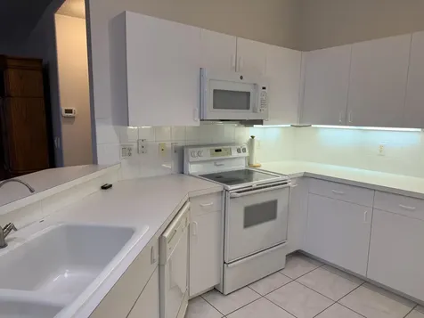 610 Nw Monticello Place Port Saint Lucie FL 34986