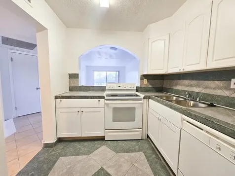 7960 Colony Circle Tamarac FL 33321