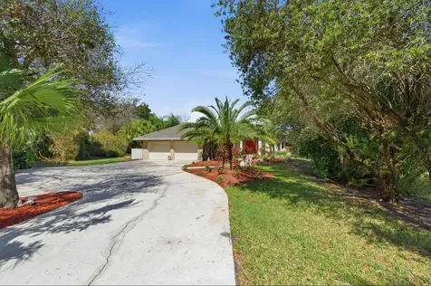 2400 Nw Lakeridge Drive Palm City FL 34990