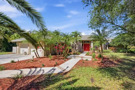 2400 Nw Lakeridge Drive Palm City FL 34990