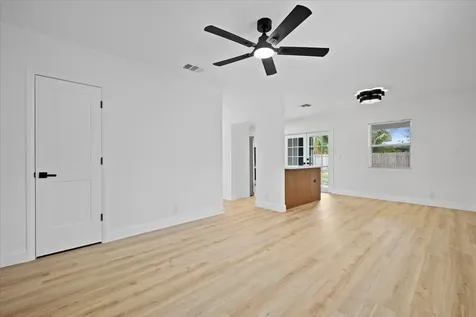 1209 14th Court Lake Worth Beach FL 33460