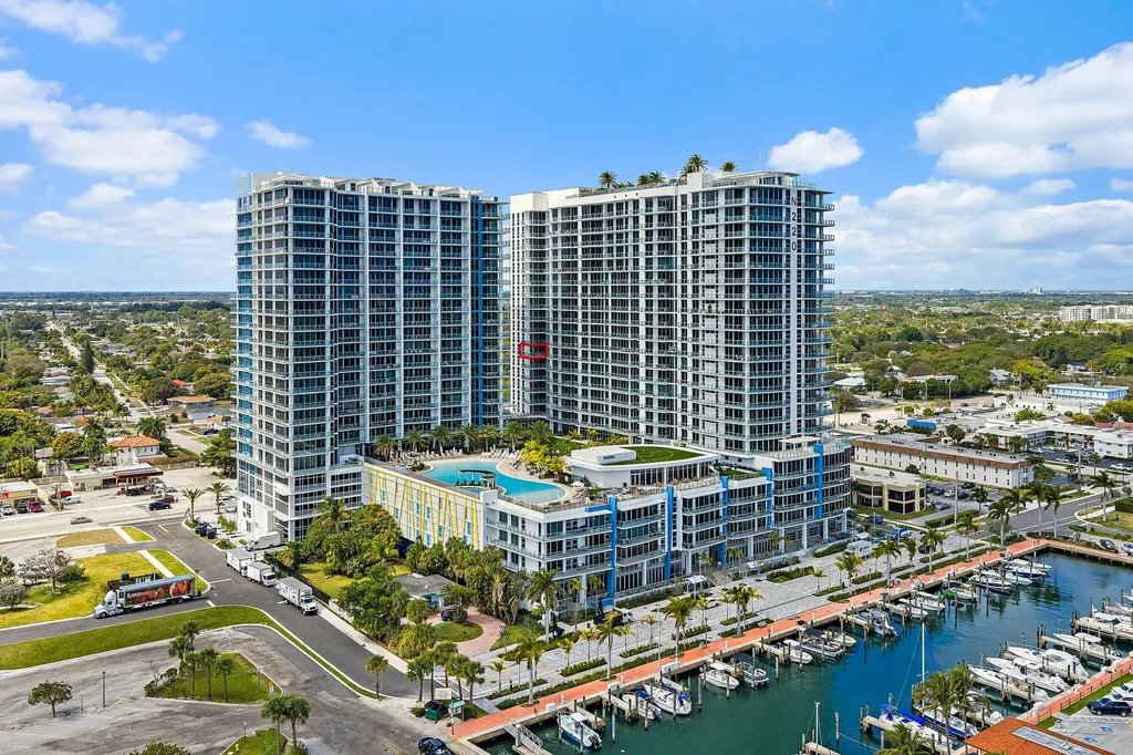 220 Lake Shore Drive Lake Park FL 33403
