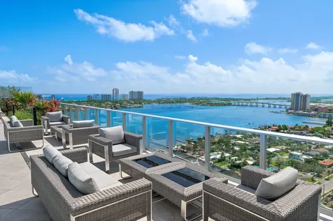 220 Lake Shore Drive Lake Park FL 33403