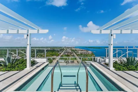 220 Lake Shore Drive Lake Park FL 33403