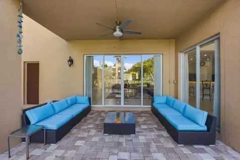 7346 Denicola Lane Lake Worth FL 33467