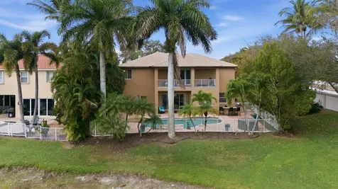 7346 Denicola Lane Lake Worth FL 33467