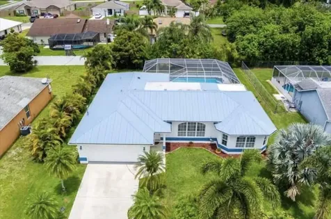 6461 NW Friendly Circle Port Saint Lucie FL 34983