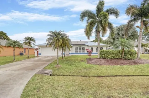 6461 NW Friendly Circle Port Saint Lucie FL 34983