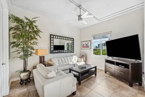 335 Se 6th Avenue Delray Beach FL 33483