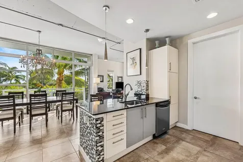 335 Se 6th Avenue Delray Beach FL 33483