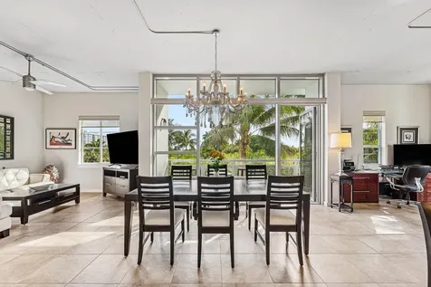 335 Se 6th Avenue Delray Beach FL 33483