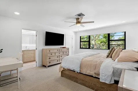 21 Stratford Drive Boynton Beach FL 33436