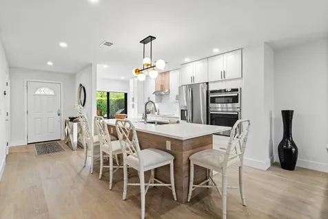 21 Stratford Drive Boynton Beach FL 33436