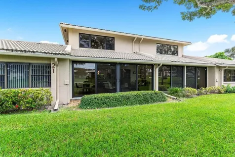 21 Stratford Drive Boynton Beach FL 33436