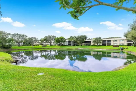 21 Stratford Drive Boynton Beach FL 33436